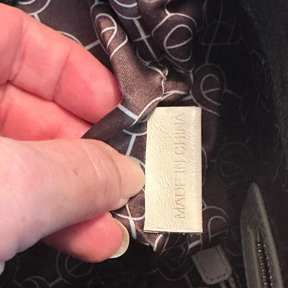 Henri Bendel New York West 57th Hobo Crossbody Black